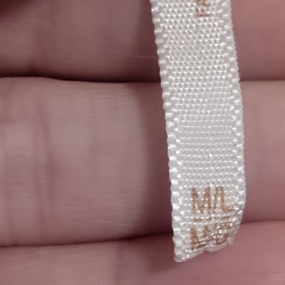 Free People embroidered oversized with tassel details boho style top size small - Picture 9 of 14